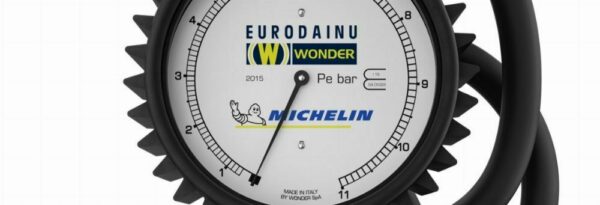 Pistolet de gonflage de pneus WONDER avec manomètre Michelin 0,7 - 11 bar – Image 4