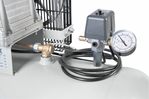 Compresseur à piston 200 litres, 10 bar, 230 V, 320 l/min – Image 9